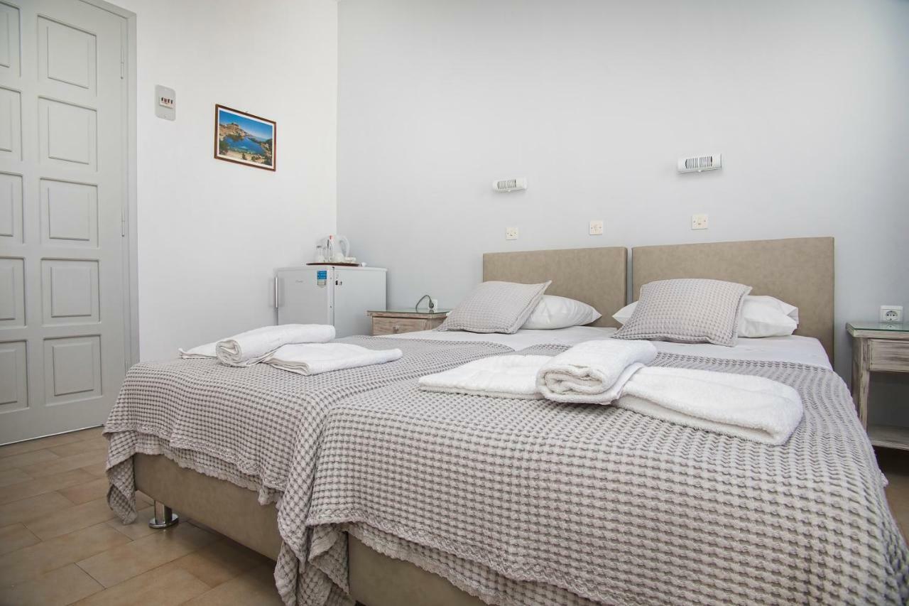 Lalos Rooms Парікія Екстер'єр фото